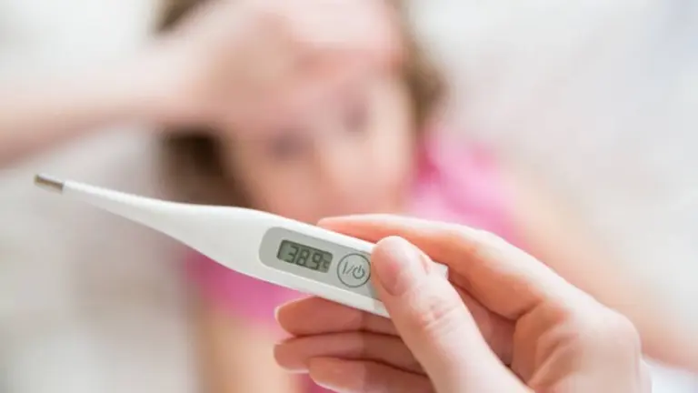 Covid-19: incluyen un nuevo criterio para identificar un caso como sospechoso