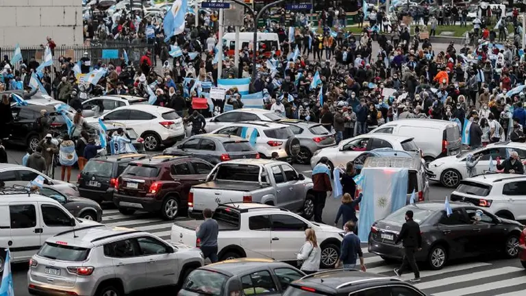 Banderazo: quiénes están a favor y quiénes lo cuestionan
