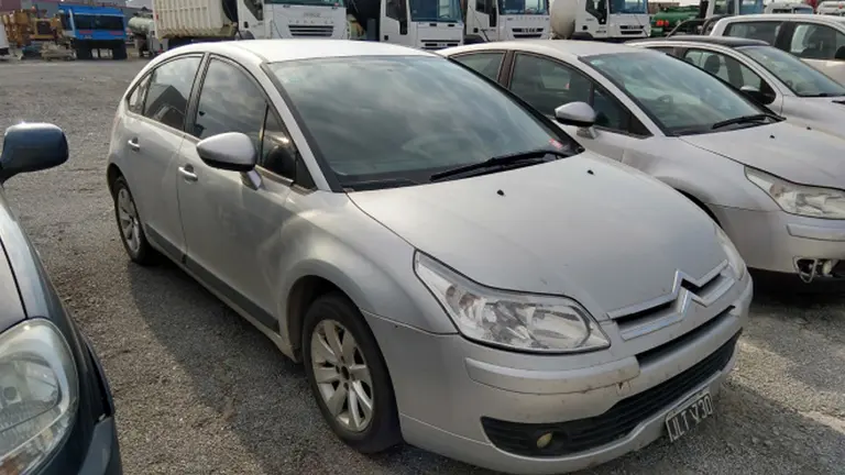 Rematan online camionetas y autos baratos, usados por Techint: cómo participar de la subasta