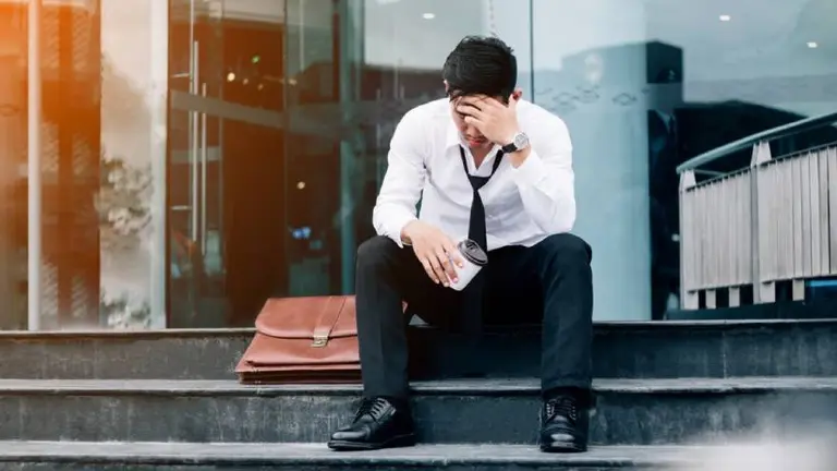 UIA: suman 23 meses de caída del empleo en el sector privado