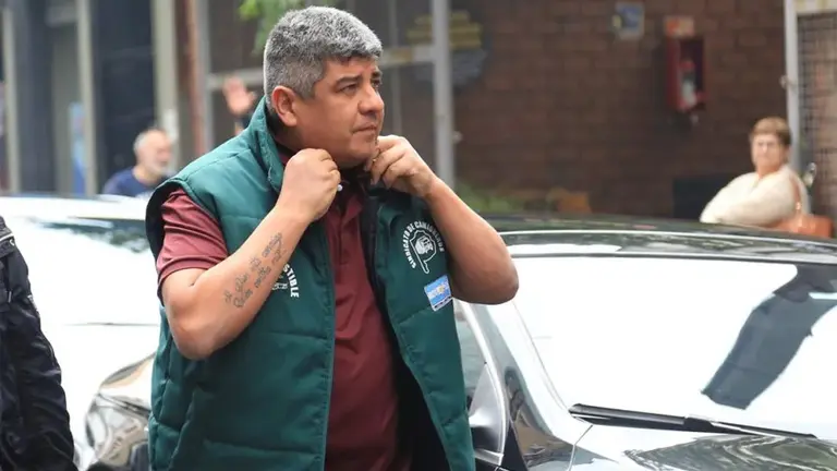 Moyano se cruzó con los "gordos" por la reforma laboral y los bloqueos en Mercado Libre