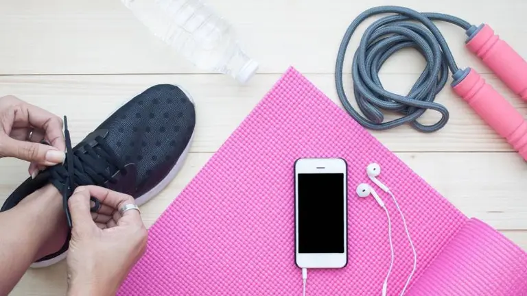 Esta es la opción ideal para hacer ejercicio en casa con clases profesionales