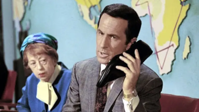 El Superagente 86: cómo surgió la idea del icónico zapatófono