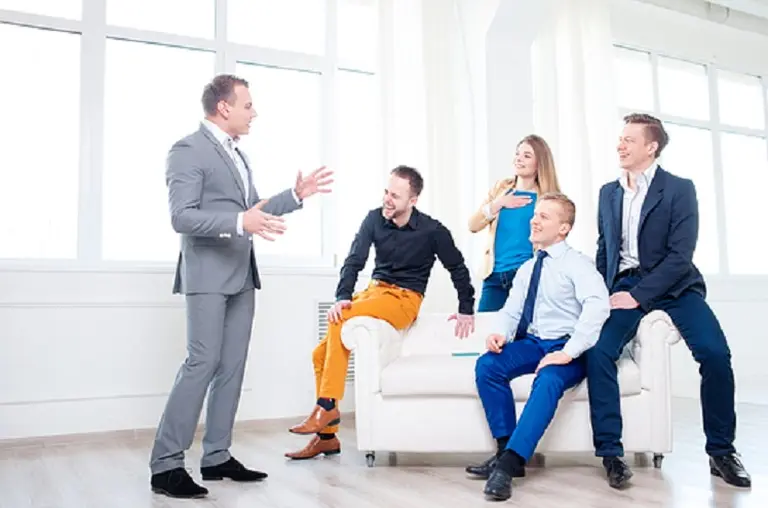 Evolución de los estilos de liderazgo y el desarrollo profesional: las tres últimas décadas