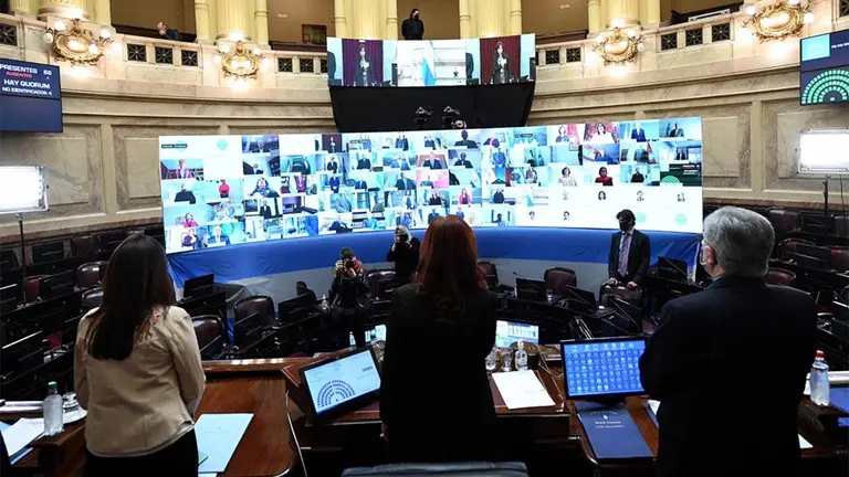 El Senado avaló el DNU que declaró servicios esenciales a internet, la telefonía y la TV paga