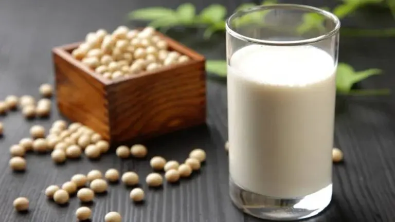 Vegano no es lo mismo que saludable: 7 productos de origen vegetal que deberías evitar