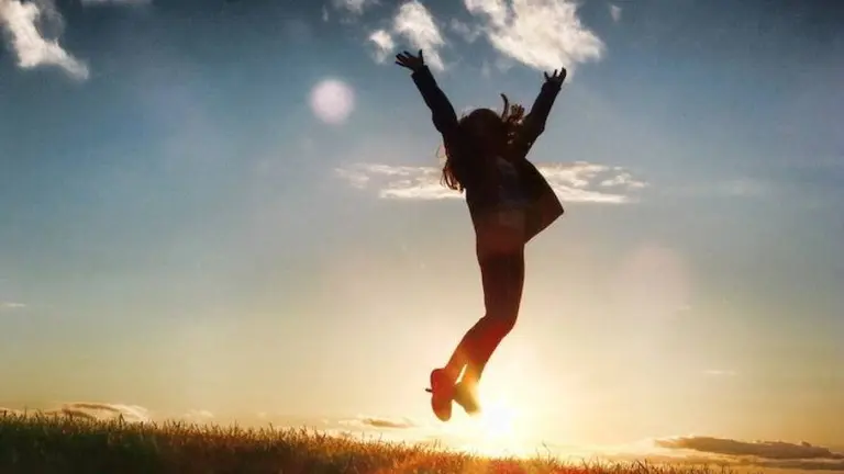 Estas son las 40 frases de la vida que te van a ayudar a ser feliz