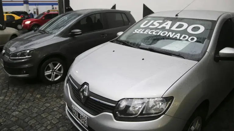 Los 4 modelos de autos usados que podés comprar con 1 millón de pesos