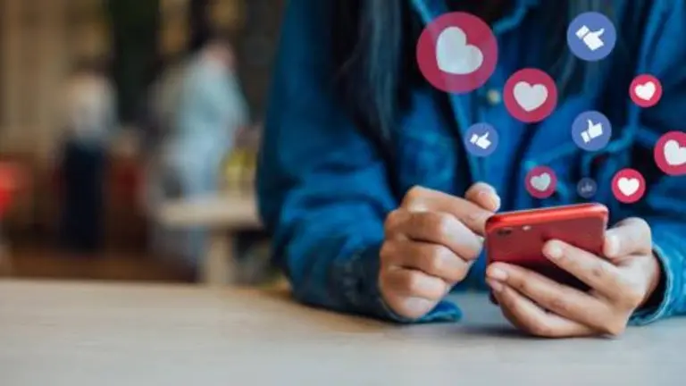 ¿Cuántos minutos al día en las redes sociales son necesarios para deprimirte? Esta es la cifra que puso en alerta a científicos