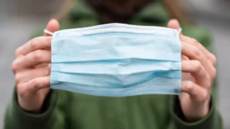 Mirá las sanciones económicas previstas para quienes no usen tapaboca y organicen fiestas clandestinas