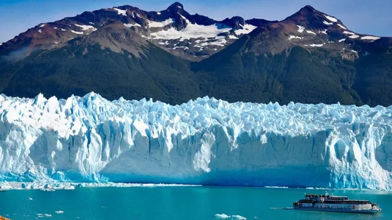 En 12 cuotas sin interés y con reintegro del 50%: estas son las grandes ofertas del Cybermonday para viajar por Argentina