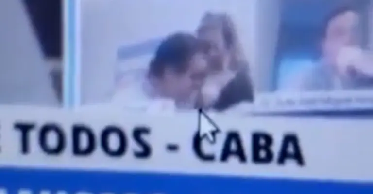 Video y escándalo: quién es el diputado que tuvo un momento sexual con su pareja en plena sesión virtual