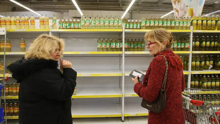 Desabastecimiento y faltantes en las góndolas: la explicación del Gobierno por las duras sanciones a las empresas