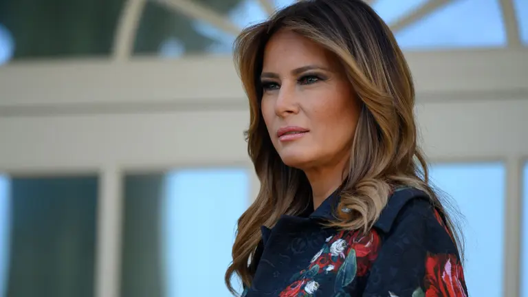 Melania Trump publica su primer tuit tras dar positivo por coronavirus