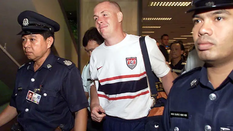 El muchacho de 27 años que mandó a la quiebra un banco y acabó con 228 años de historia