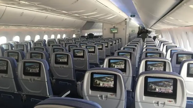 Esta aerolínea se reinventó: así transformó a sus aviones para hacer frente a la crisis del coronavirus