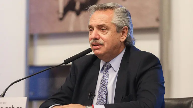 Cómo arrancó la imagen del Gobierno nacional este 2021