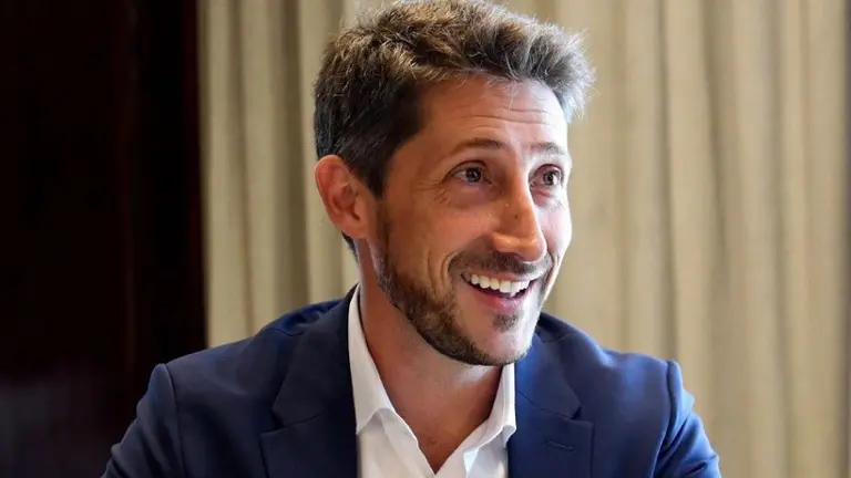 Guzmán debe negociar con cerealeras para que liquiden dólares y evitar devaluación, dice experto cercano al Gobierno