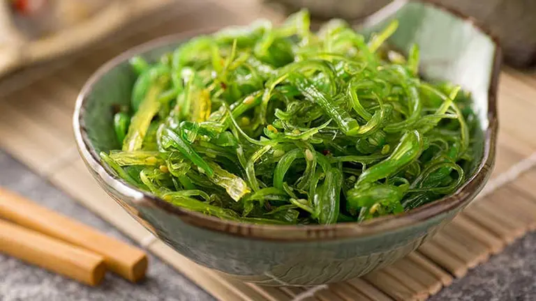 El superalimento que recomienda Harvard y que puede mejorar nuestra salud