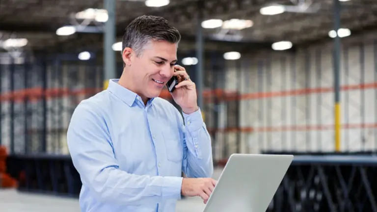 Internet de las cosas en la luz: llegan a la Argentina lámparas "smart" para oficinas y fábricas