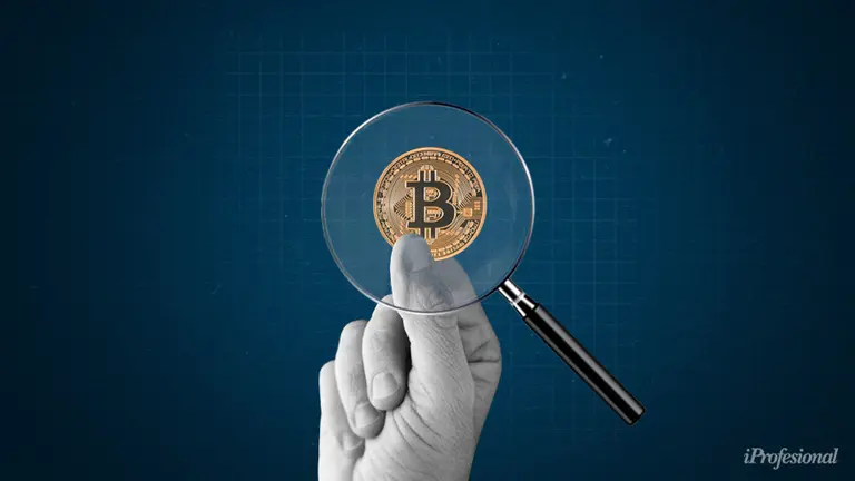 Tras derrumbarse, el Bitcoin recuperó algo de valor: ¿buena oportunidad para invertir?