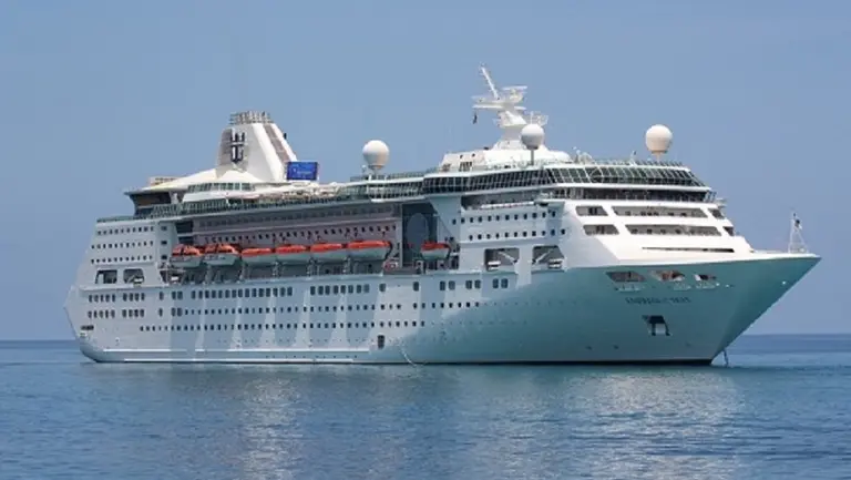 Royal Caribbean vendió dos barcos emblemáticos