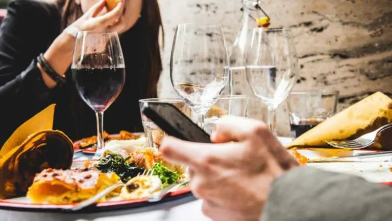 ¿Qué propiedades que se le atribuyen a ciertos alimentos son, en realidad, mitos?