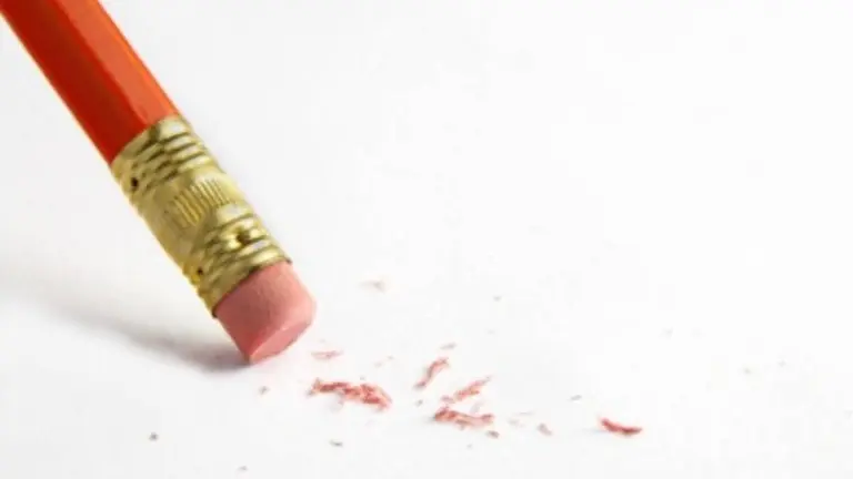 Cuál es el origen del dicho popular "borrón y cuenta nueva"