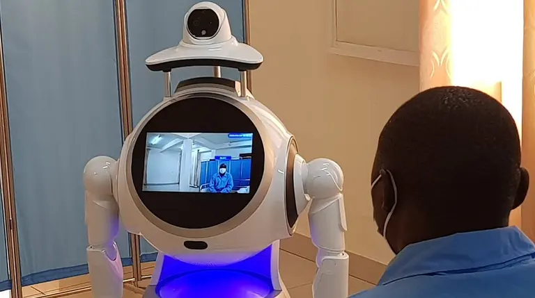 Carrera hacia el futuro: ¿llegará el ser humano o lo hará un robot?