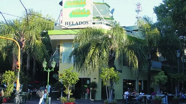 Monte Olivia heladería