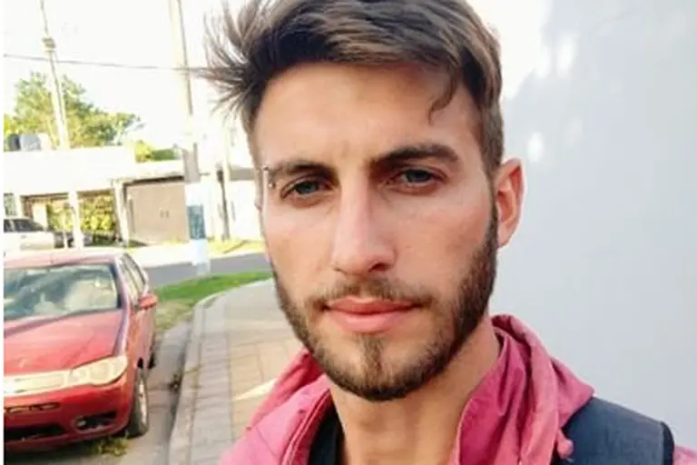 La historia de Leandro Kicillof, el joven vacunado en La Plata que no es familiar del gobernador