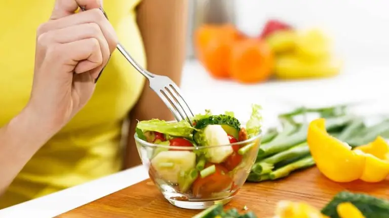 Cuántas calorías debo consumir al día para llevar una dieta saludable y equilibrada