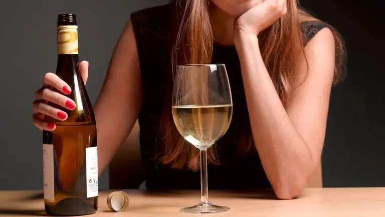 ¿Problemas para dormir? 5 alimentos que pueden causar insomnio