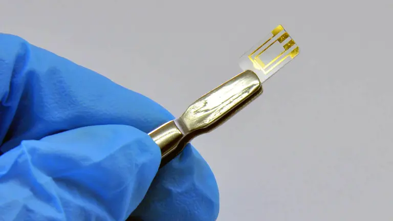 Coronavirus: crean dispositivo que detecta pacientes que necesitarán terapia intensiva