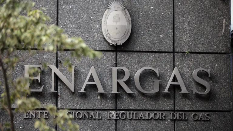 Convocan a distribuidoras de gas por las nuevas tarifas: ¿de cuánto sería el ajuste?