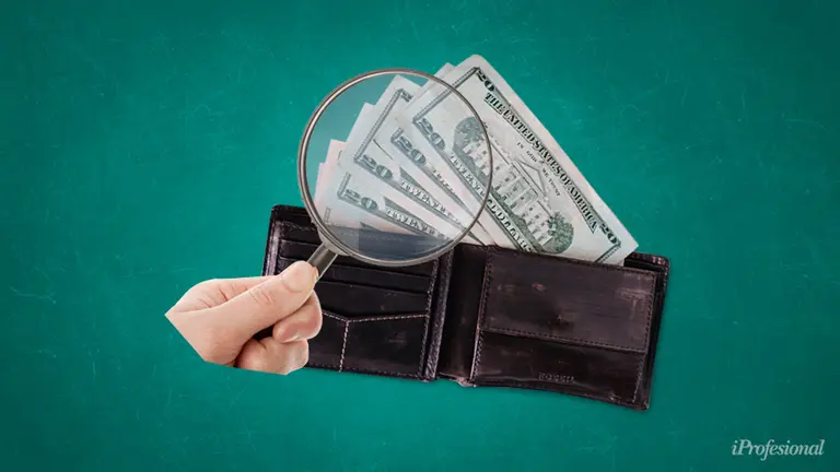 El dólar "solidario" tienta cada vez a menos argentinos: ¿a cuánto puede llegar su precio, según expertos?