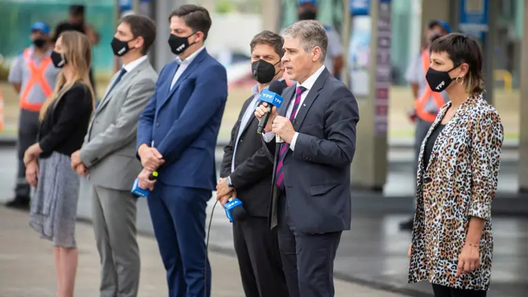 YPF lanzó beneficios especiales para personal de la educación: cómo aprovecharlos