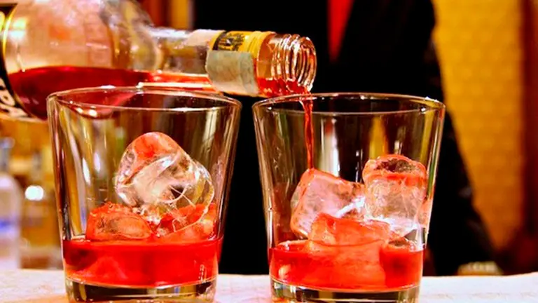 Nuevo auge de los aperitivos: por qué el consumo de estas bebidas se disparó durante la pandemia