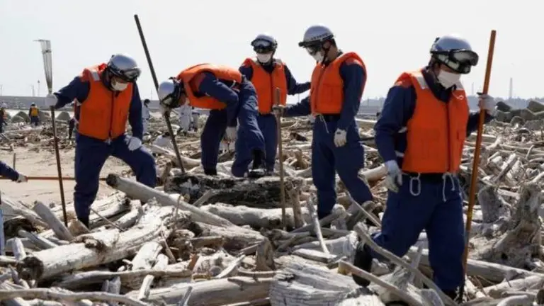 Alerta de tsunami en Japón: así fue el sismo de magnitud 7,2 que sacudió sus costas