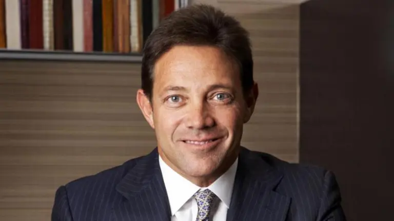 El "Lobo de Wall Street" aconsejó a un joven asalariado cómo lograr estabilidad financiera