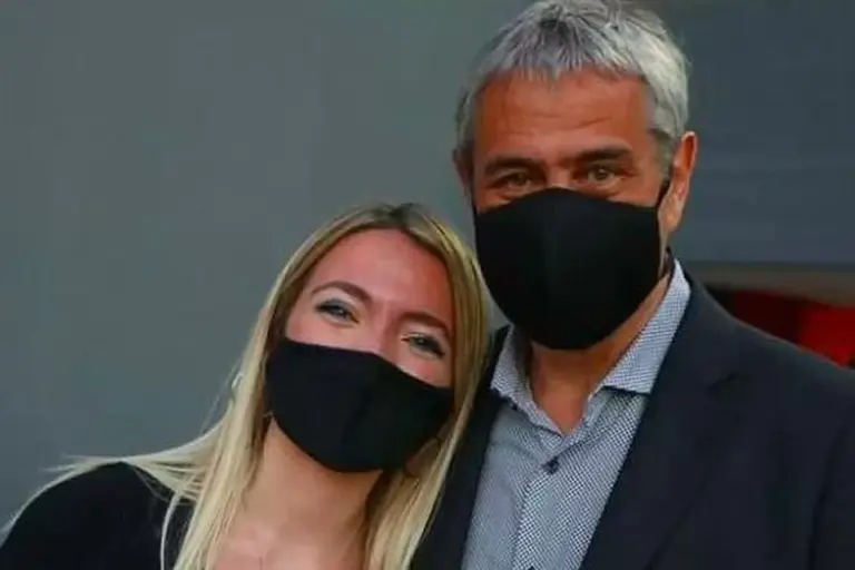 Vacunatorio VIP: una joven de 18 años allegada al ministro Jorge Ferraresi recibió una dosis de Sinopharm