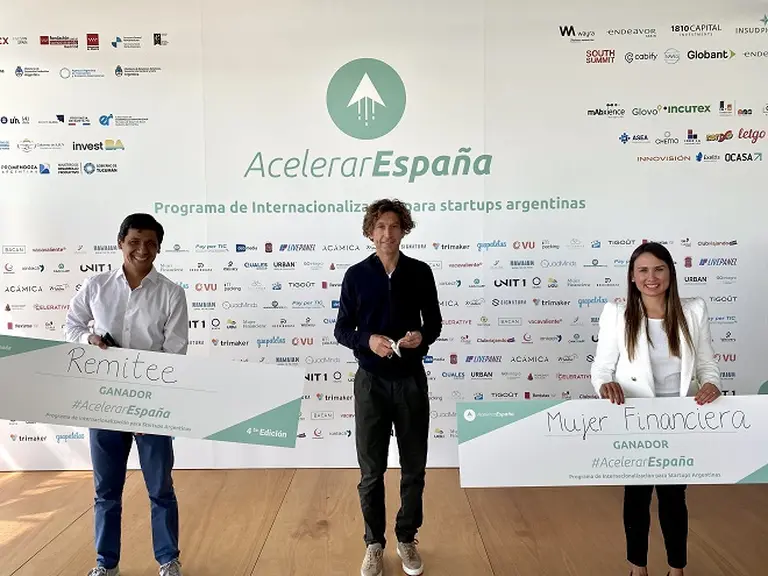 Remitee y Mujer Financiera, ganadores de la IV Edición de Acelerar España