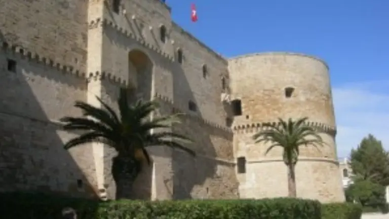 Ciudad costera de Italia ofrece casas por 1 euro: vas a poder aplicar desde Argentina