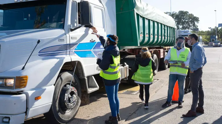 El director de ARBA, Cristian Girard, coordinó acciones que se realizaron en el Peaje de Zárate..
