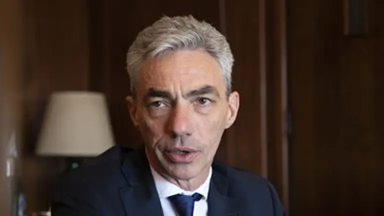 La vida de Mario Meoni: de una infancia humilde y de trabajar de lavacopas a ministro de Transporte