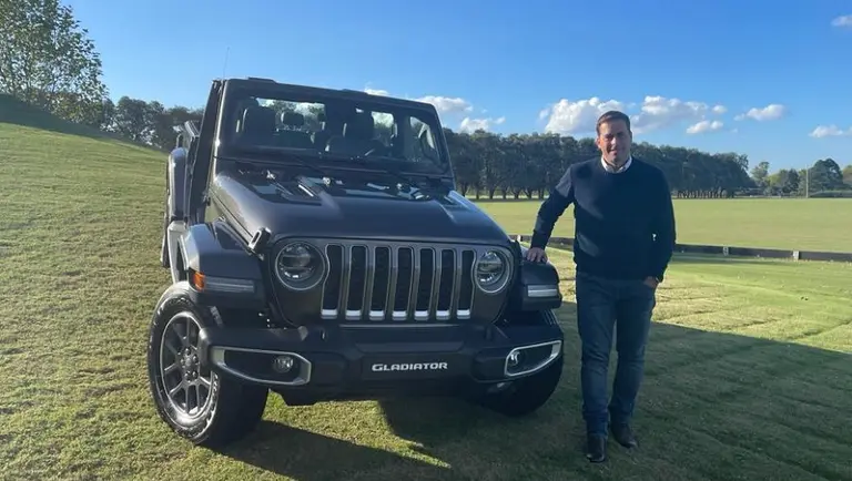 Los planes de Fiat, Jeep y RAM: duplicarán la producción de Cronos y en 2022 tendrán una nueva pick up