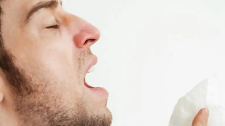 El veredicto final de la OMS: ¿cuál es la principal vía de contagio del coronavirus?