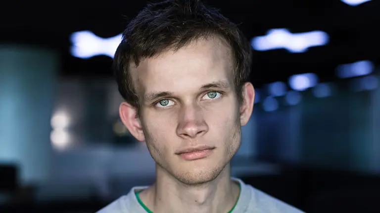 Quién es Vitalik Buterin, el influencer más poderoso del mundo cripto y creador de Ethereum