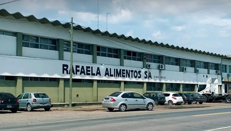 Santa Fe: cierra un frigorífico por suspensión de las exportaciones de carnes