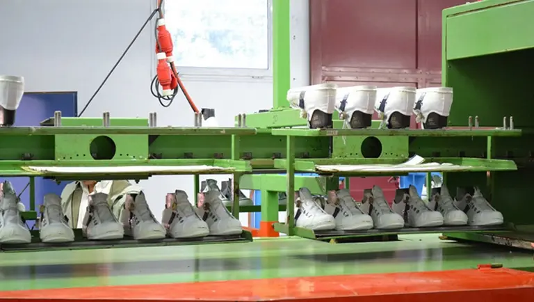 Cumple su palabra: esta empresa incorporó 40 empleados de un competidor que cerró y sigue contratando